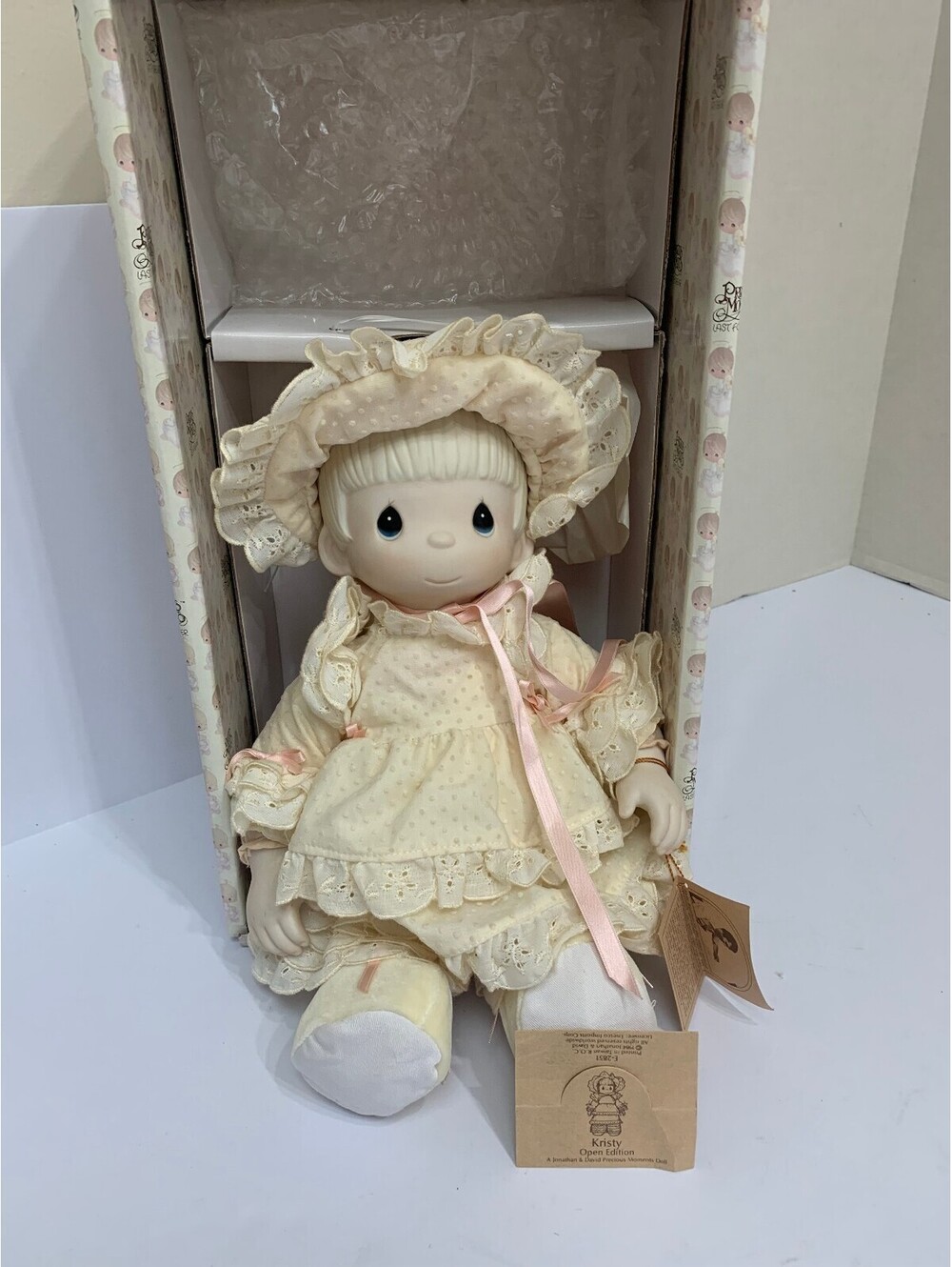 Vintage 1984 Precious Moments Kristy Doll E-2851 Enesco Original Box Tags